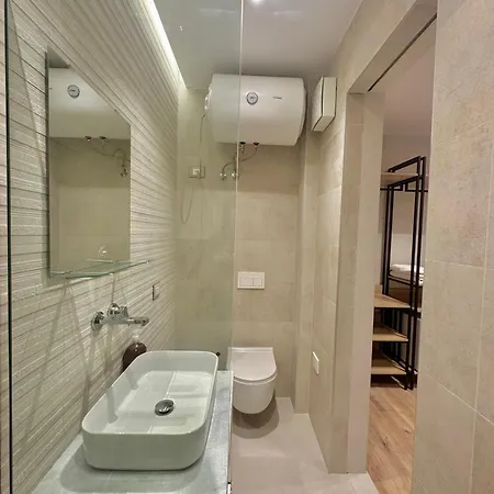 Blloku Area Apartman *